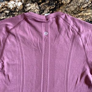 Lululemon Swiftly Top!